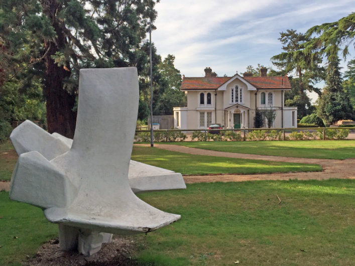 The Spinning Wheel Grade 2 Listed Buildings, Swimming, Hoddesdon