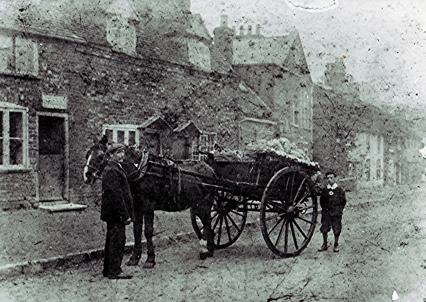 H.& E. Tingey Redbourn Groups by surname SU, Redbourn Fish Street