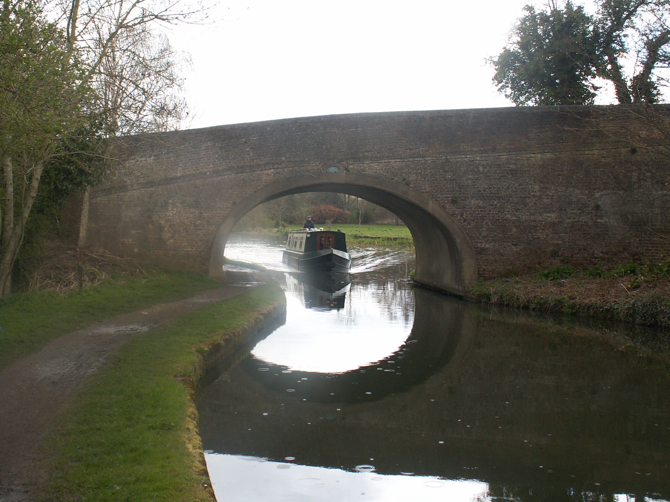The Grand Union Canal Boxmoor to Berkhamsted Walk Rivers and canals