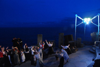 Hertfordshire Players - The War of the Worlds | Minack Theatre